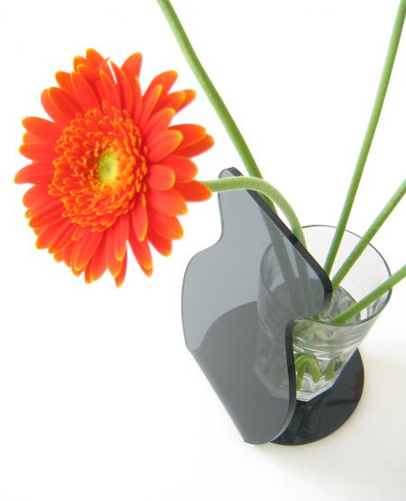 vase front 2